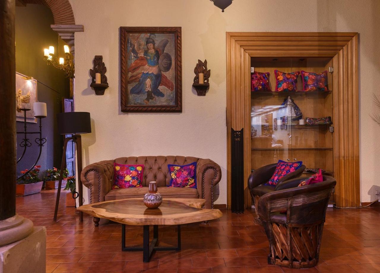 Hotel La Parroquia Pátzcuaro Exterior photo